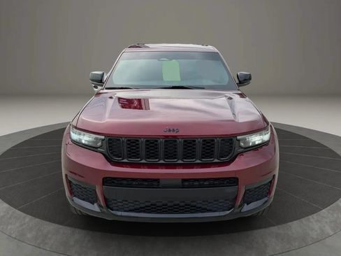 Used 2021 Jeep Grand Cherokee L Laredo AWD/4WD image 5