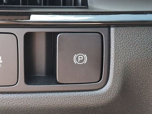 Used 2026 Kia Sportage EX w/ EX Panorama Roof Package image 24