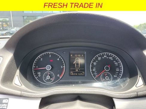 Used 2012 Volkswagen Passat TDI SE FWD image 3