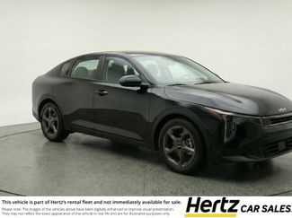 Used 2025 Kia K4 LXS video 1