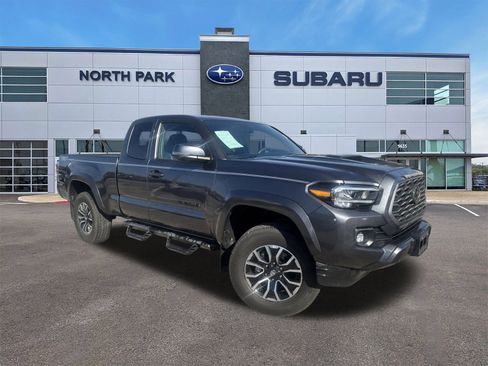 Used 2023 Toyota Tacoma TRD Sport image 1
