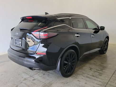 Used 2023 Nissan Murano SV w/ SV Midnight Edition Package FWD image 5
