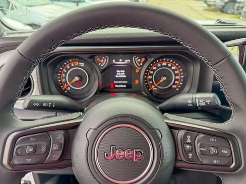 New 2026 Jeep Gladiator Sport image 15