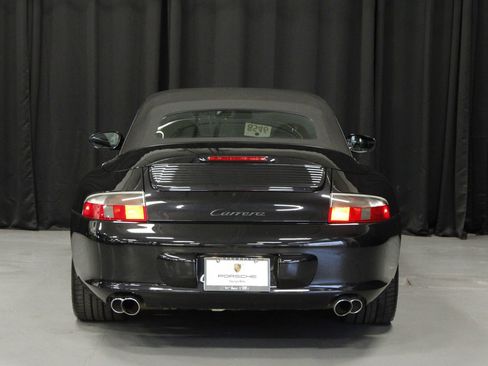 Used 2003 Porsche 911 Carrera RWD image 4
