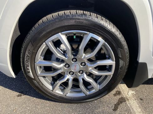 Used 2023 GMC Terrain Denali w/ Denali Premium Package image 14