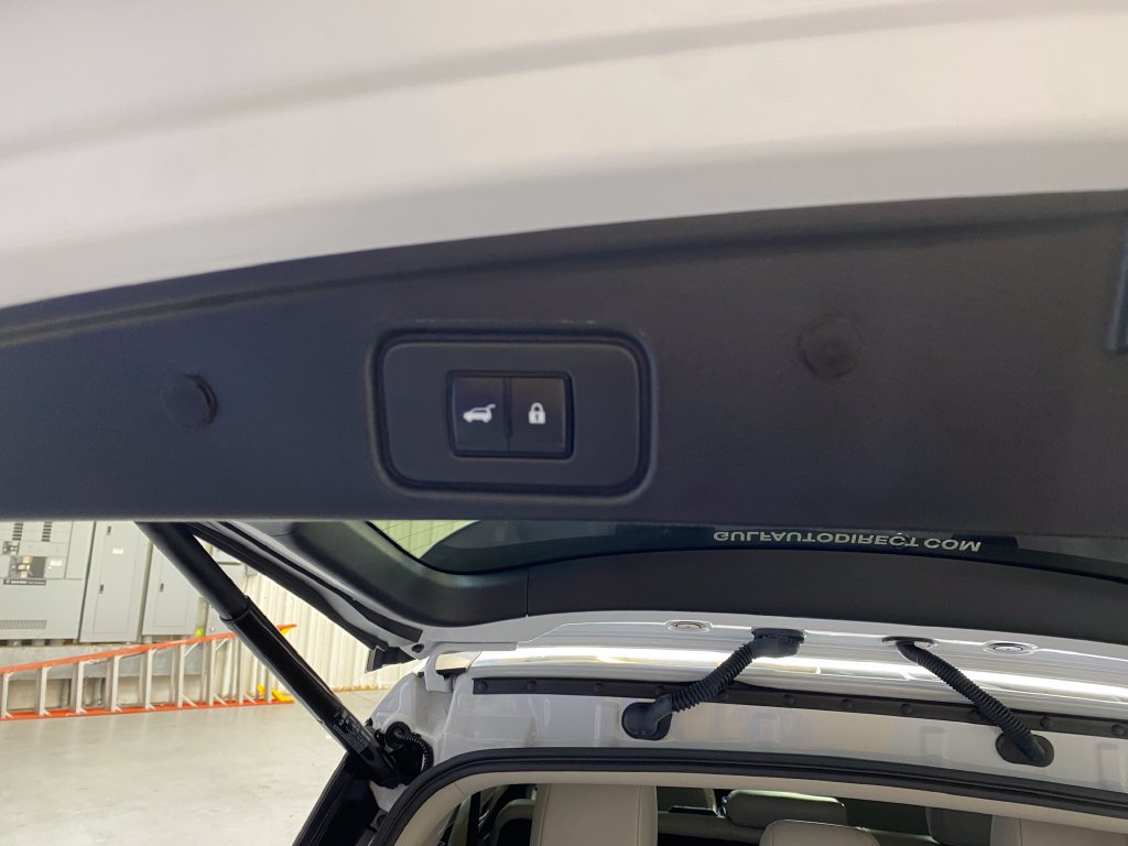 Used 2026 Nissan Pathfinder SL FWD image 32