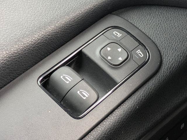 Used 2020 Mercedes-Benz Sprinter 3500 image 28