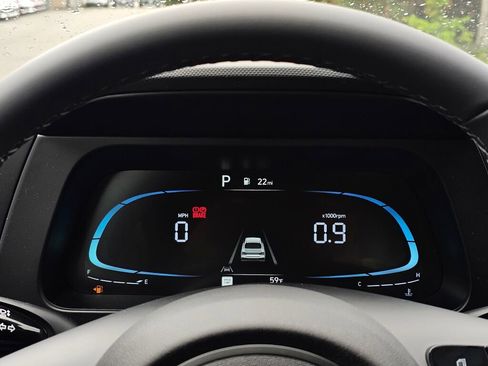 New 2025 Hyundai Elantra Sport image 16