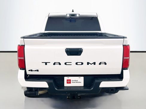 Used 2024 Toyota Tacoma TRD Sport AWD/4WD image 5