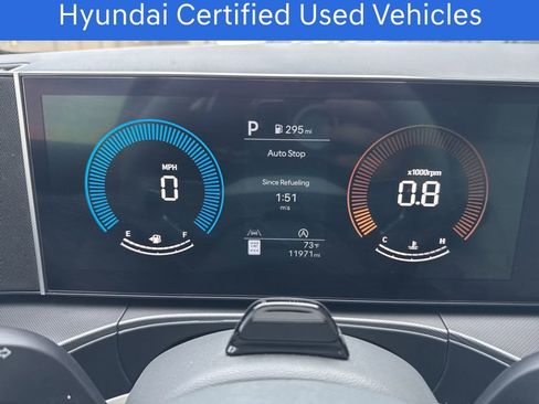 Used 2025 Hyundai Santa Fe SEL image 24