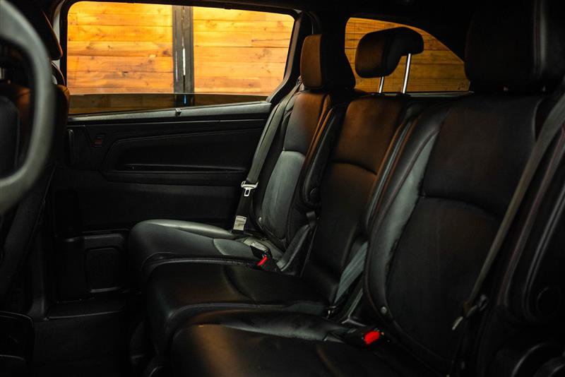 Used 2025 Honda Odyssey Sport-L image 11