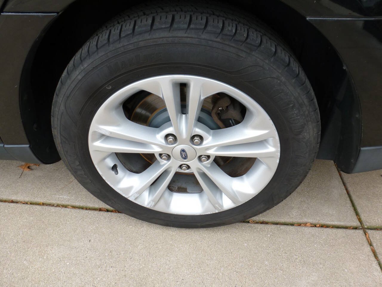 Used 2013 Ford Taurus SEL AWD/4WD image 15
