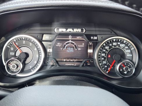 Used 2023 RAM 1500 Laramie image 15