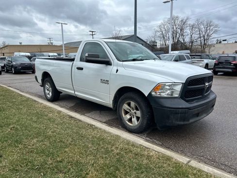 Used 2015 RAM 1500 Tradesman w/ Power & Remote Entry Group image 7
