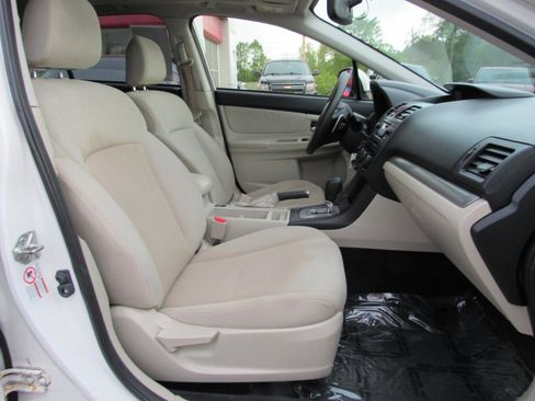 Used 2013 Subaru Crosstrek 2.0i Premium w/ Popular Pkg 2 AWD/4WD image 7