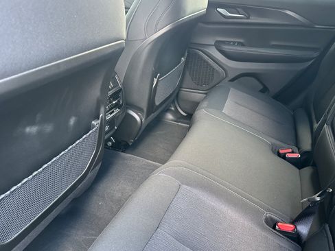 New 2026 Jeep Grand Cherokee Laredo AWD/4WD image 11