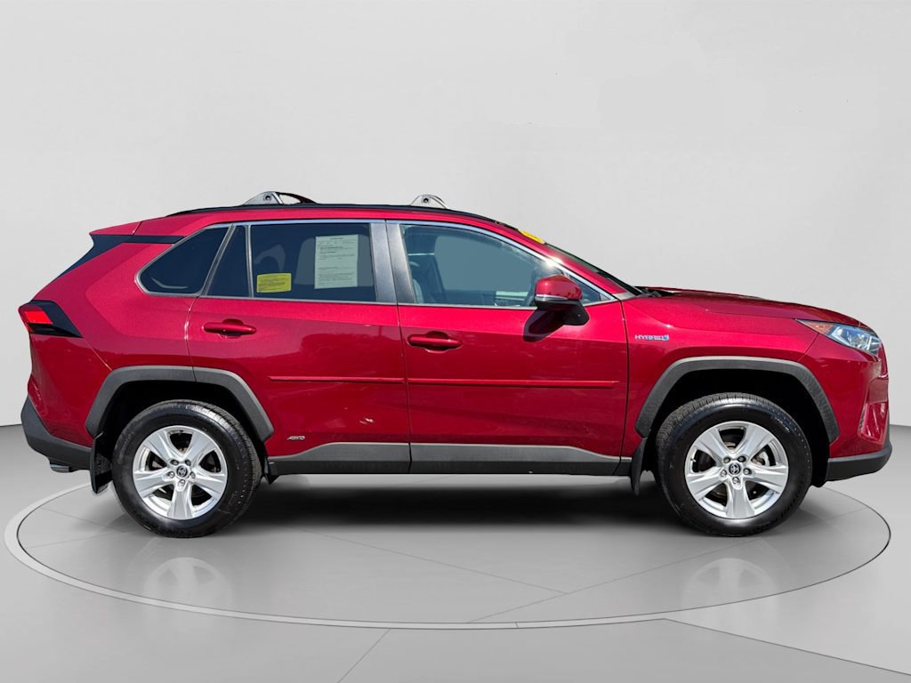 Used 2021 Toyota RAV4 XLE w/ Convenience Package AWD/4WD image 12