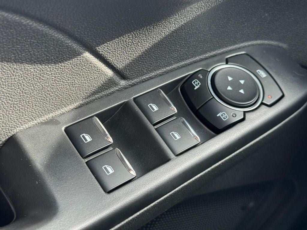 Used 2025 Ford Escape Platinum AWD/4WD image 23