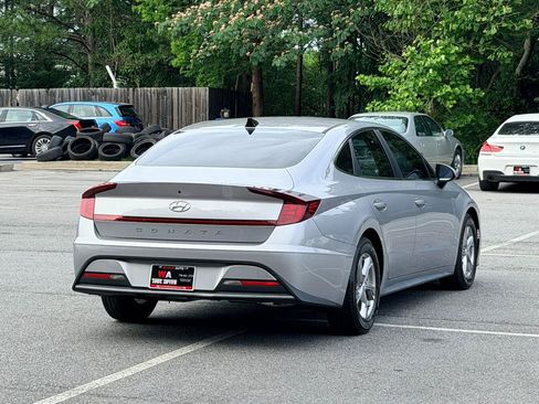 Used 2023 Hyundai Sonata SE FWD image 4