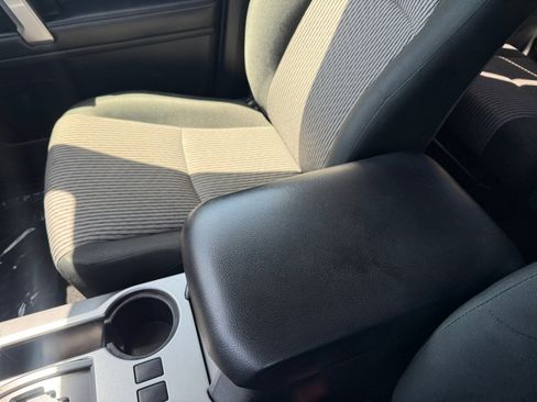 Used 2022 Toyota 4Runner SR5 AWD/4WD image 14