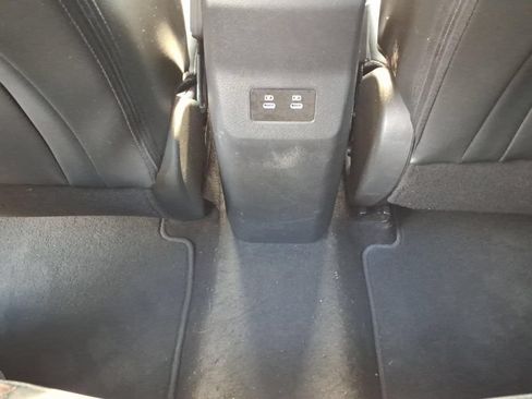 Used 2025 Nissan Kicks SR FWD image 13