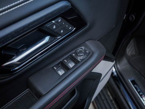 New 2026 GMC Yukon XL AT4 Ultimate AWD/4WD image 20