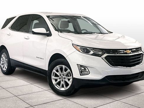 Used 2021 Chevrolet Equinox LT image 3