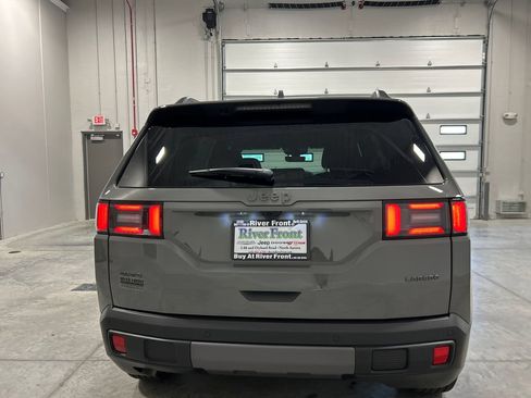 New 2026 Jeep Cherokee Laredo AWD/4WD image 7
