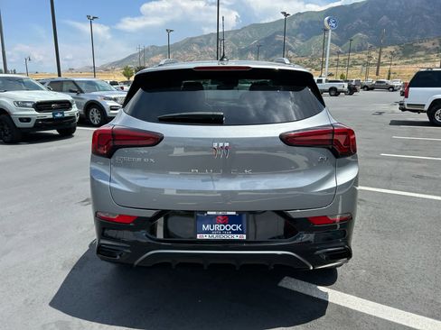 Used 2024 Buick Encore GX Sport Touring image 4