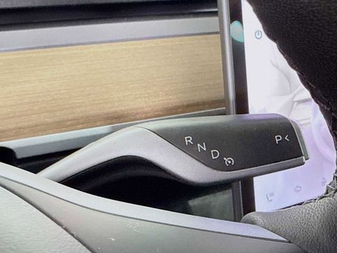 Used 2023 Tesla Model Y Long Range image 16