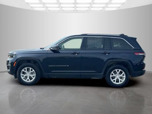Certified 2023 Jeep Grand Cherokee Limited AWD/4WD image 4