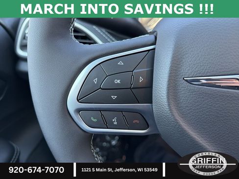 New 2026 Chrysler Pacifica Select image 21