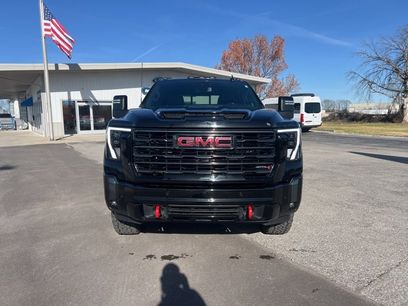 Used 2024 GMC Sierra 2500 AT4 w/ AT4 Preferred Package