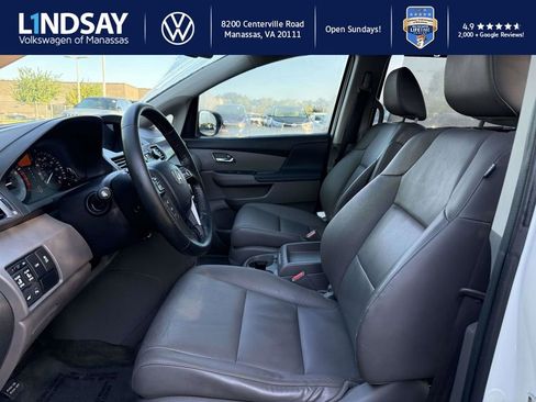 Used 2015 Honda Odyssey Touring image 9