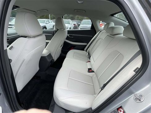 Used 2023 Hyundai Sonata SEL image 9