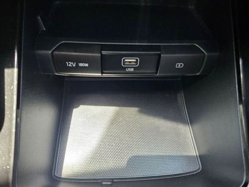 Used 2021 Kia Telluride S AWD/4WD image 37