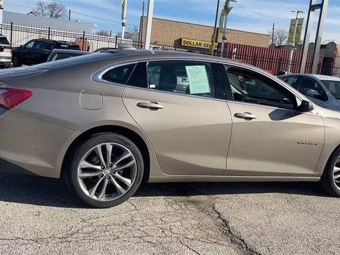 Used 2024 Chevrolet Malibu LT image 4