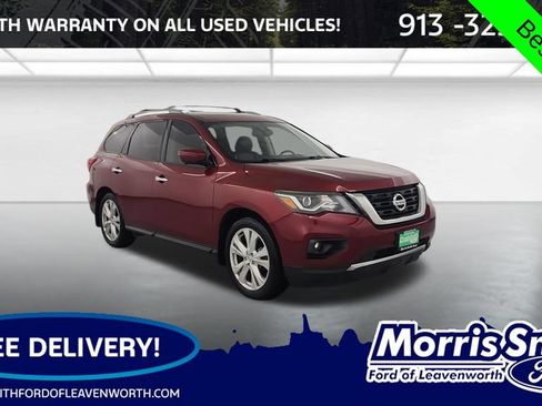 Used 2019 Nissan Pathfinder SL w/ SL Premium Package FWD image 1