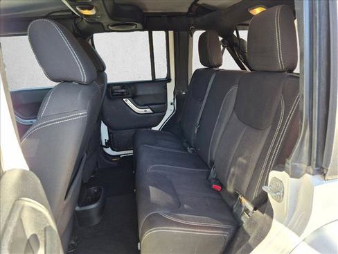 Used 2014 Jeep Wrangler Unlimited Sahara AWD/4WD image 14