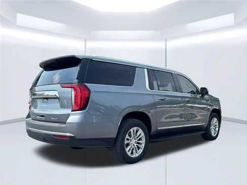 Used 2022 GMC Yukon XL SLT w/ SLT Luxury Package AWD/4WD image 6