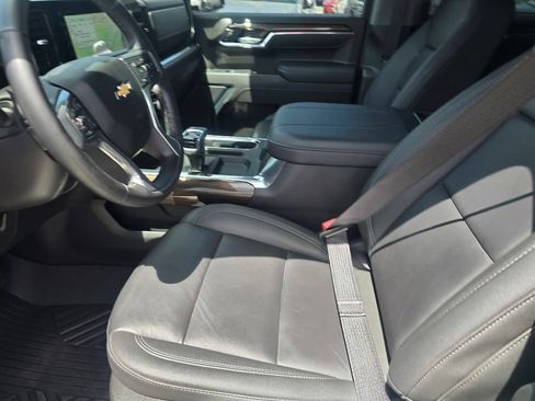 Used 2025 Chevrolet Silverado 1500 LT w/ Texas Edition Plus AWD/4WD image 19