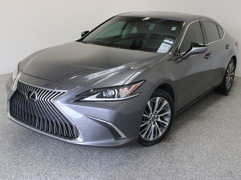 Used 2020 Lexus ES 350 w/ Premium Package FWD image 2