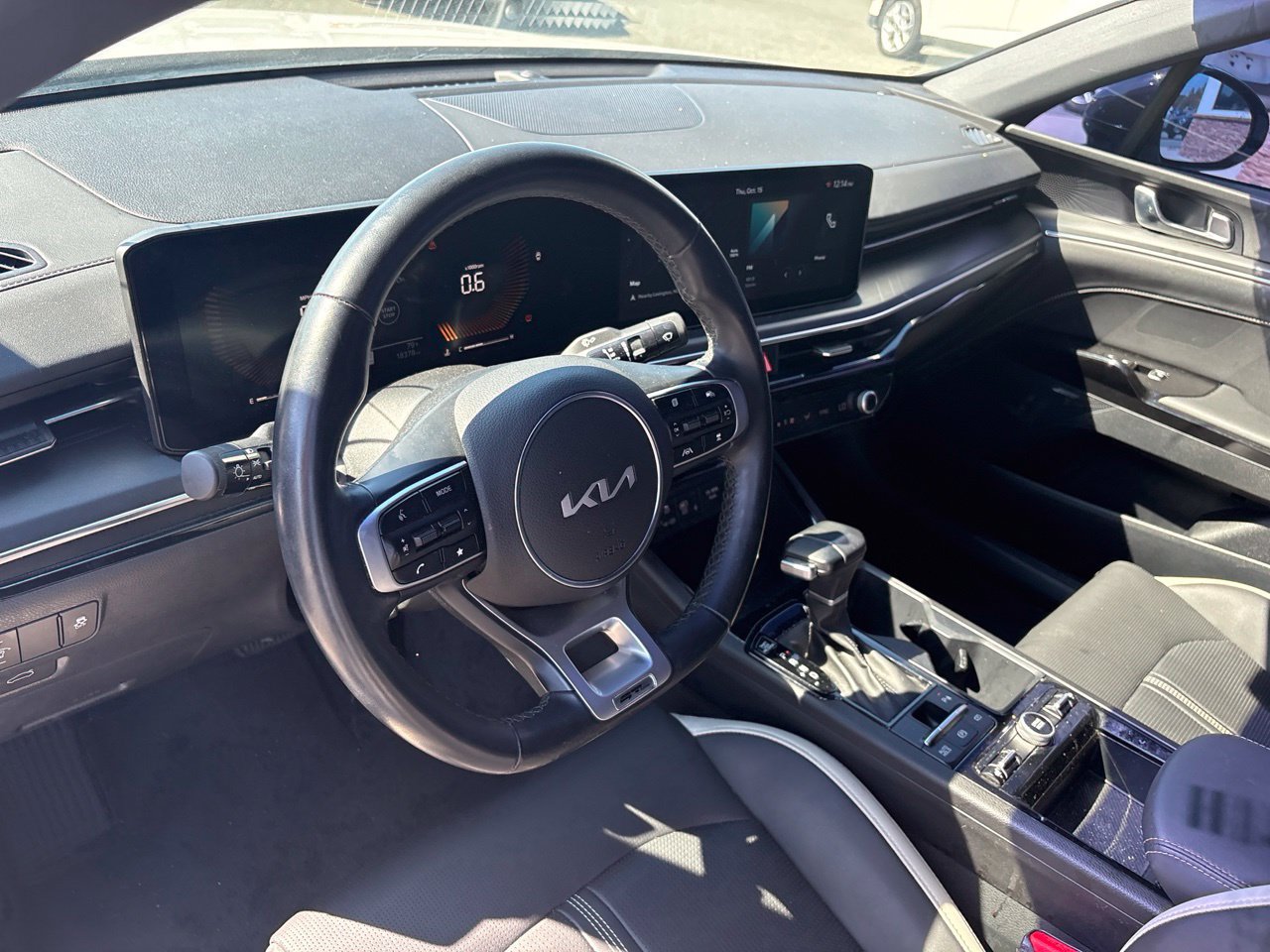 Used 2025 Kia K5 GT-Line w/ GT-Line Premium Package FWD image 4