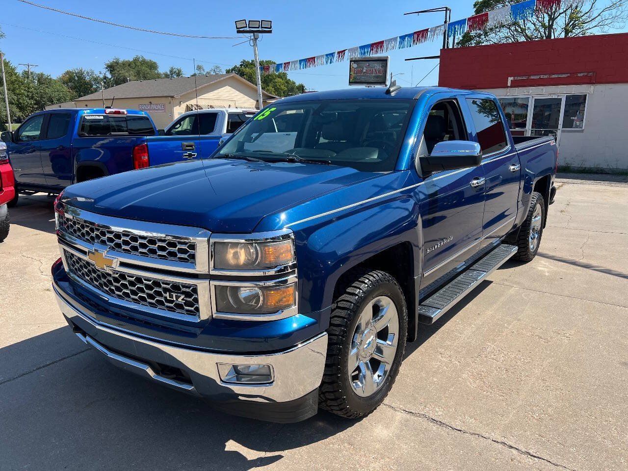 Used 2015 Chevrolet Silverado 1500 LTZ AWD/4WD image 3