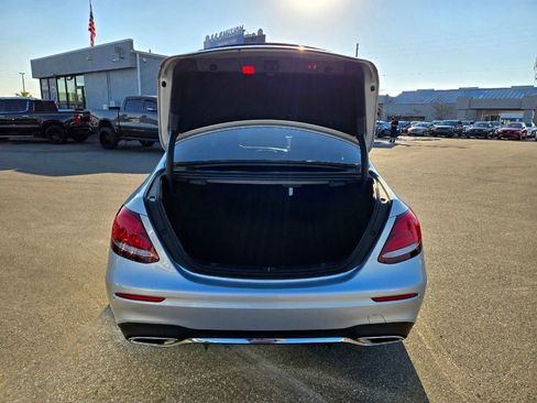 Used 2020 Mercedes-Benz E 450 E 450 w/ Driver Assistance Package image 19