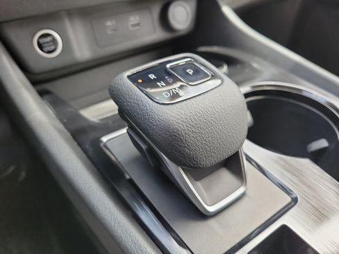 Certified 2021 Nissan Rogue SV FWD image 30