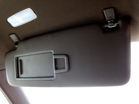 Used 2017 Porsche Macan S image 52