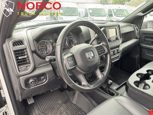 Used 2022 RAM 5500 Tradesman w/ Chrome Appearance Group AWD/4WD image 32