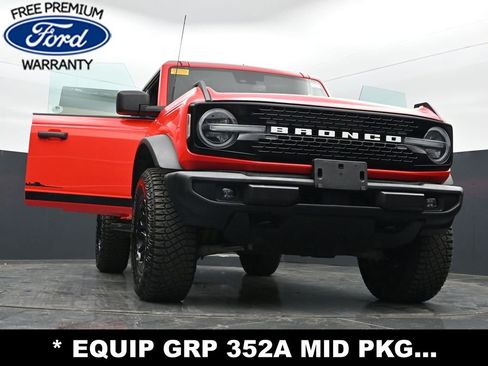 Used 2022 Ford Bronco Wildtrak AWD/4WD image 40
