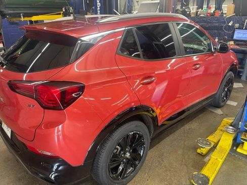 Used 2024 Buick Encore GX Sport Touring FWD image 10